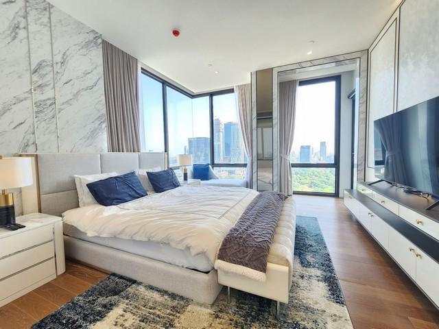 Muniq Langsuan Unit for Rent and Sale – Excellent Condition, Barely Affected by the Earthquake 3