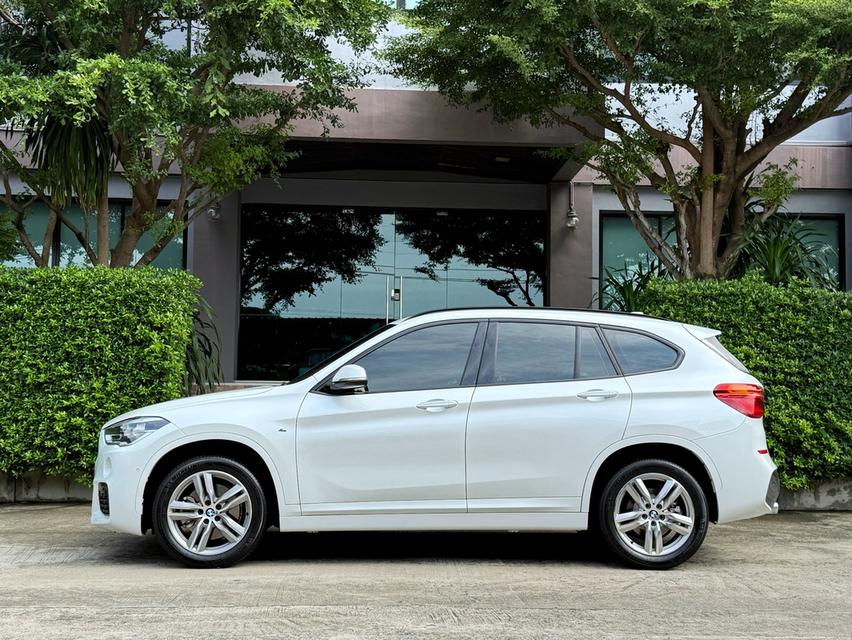 2019 BMW X1 20D MSPORT  รถมือเดียวออกป้ายแดง รถวิ่งน้อย เข้าศูนย์ตามระยะ รถไม่เคยมีอุบัติเหตุครับ รูปที่ 5