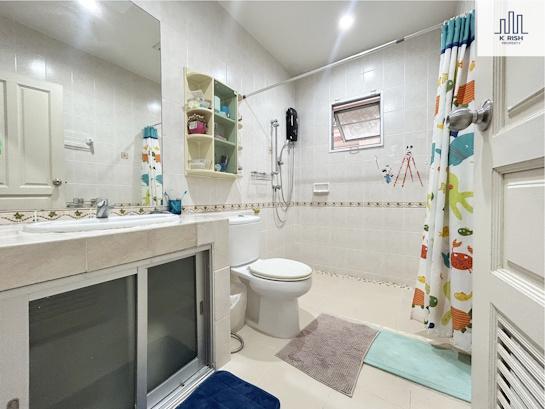 ขายบ้านเดี่ยว 2 ชั้น หลังมุม Size ใหญ่ ม.ปริญญดา ฉลองรัช 72 ตร.ว เลียบทางด่วนเอกมัย-รามอินทรา ตกแต่งสวยทั้้งหลัง ใกล้เซ็นทรัลอีสต์วิลล์ ใกล้ทางด่วน 19