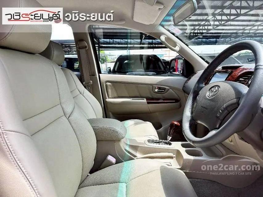 ขายรถ Toyota Fortuner 2.7V LPG ปี 2008 สีดำ เกียร์ออโต้ รูปที่ 9