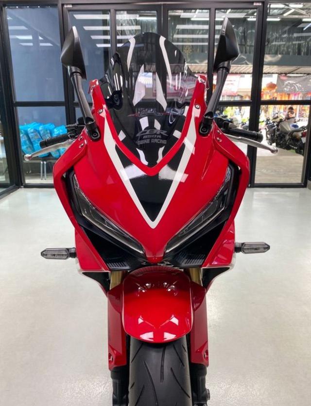 บิ๊กไบค์ Honda CBR650R สีแดง 1