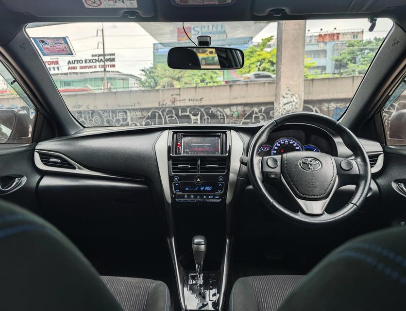 Toyota Yaris Eco 1.2G AT ปี 2018 5