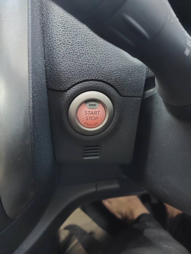 ขาย  มือ 1 ปี 12 Nissan Almera 1.2 VL ต้ว Top รูปที่ 7