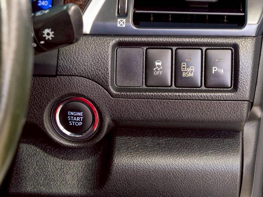 Toyota Camry 2.0G Extremo ปี 2015 7