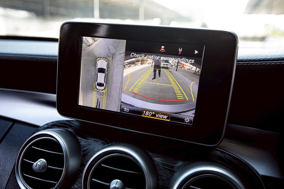 Benz C350e ปี 2017  สีบรอน สวยสภาพดี รูปที่ 15