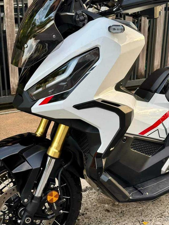 Honda X-adv สีขาว พร้อมขาย 2