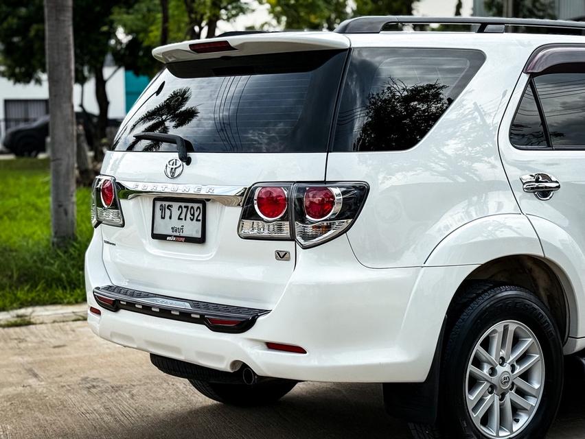 Toyoya Fortuner 2.5V ปี15 18