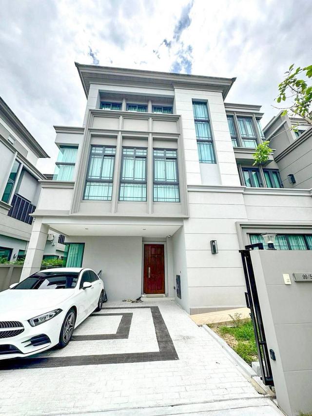 ให้เช่าบ้านเดี่ยว 𝐓𝐡𝐞 𝐒𝐨𝐧𝐧𝐞 ศรีนครินทร์ – บางนา (ใกล้รามคำแหง 2) บ้านแฝด 3 ชั้น*อนุญาตให้เลี้ยงสัตว์ได้* 2