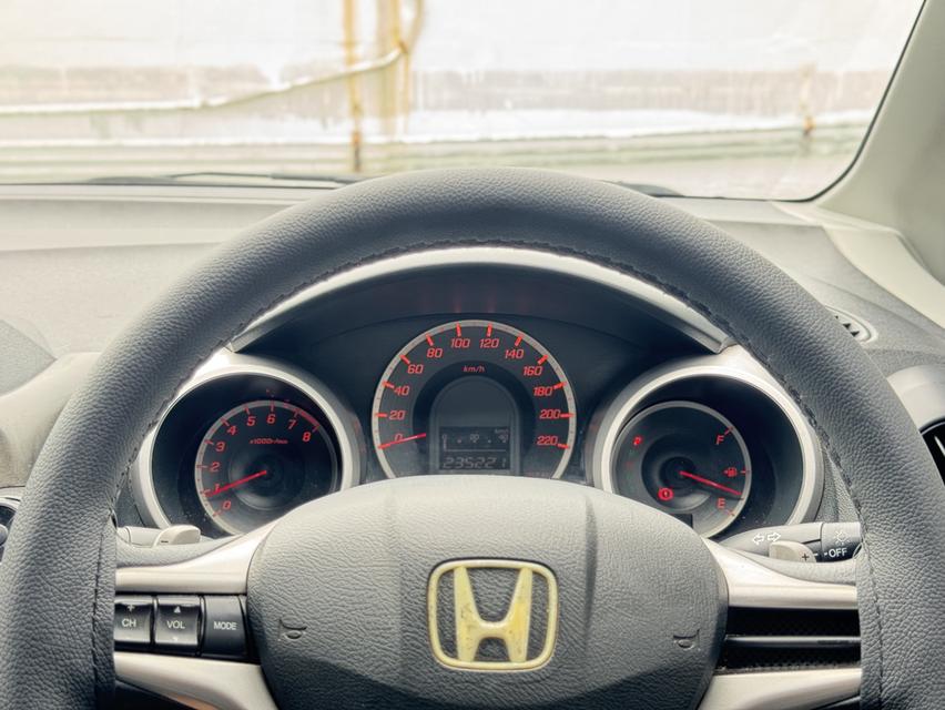 HONDA JAZZ GE AUTO TOP SV IVTEC 10