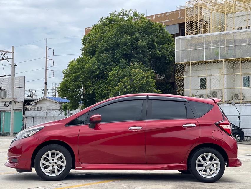 Nissan Note 1.2V ปี 2017 AT สีแดง รูปที่ 7