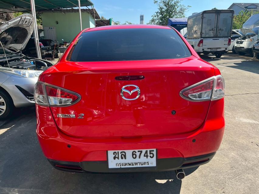 Mazda 2 2012 ออโต้ สีแดง รูปที่ 5