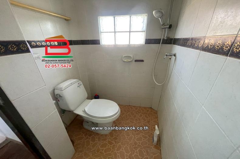 บ้านเดี่ยว 2 ชั้น เนื้อที่ 40.5 ตร.ว. ชุมชนอนันต์สุขสันต์ (ซอยรามอินทรา 5 แยก 77) ถนนเทพรักษ์ แขวงท่าแร้ง เขตบางเขน 20