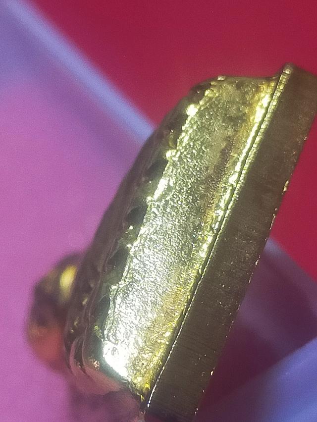 หลวงปู่ทวด ตัวหนังสือใหญ่ เสาอากาศ ปี 05 16