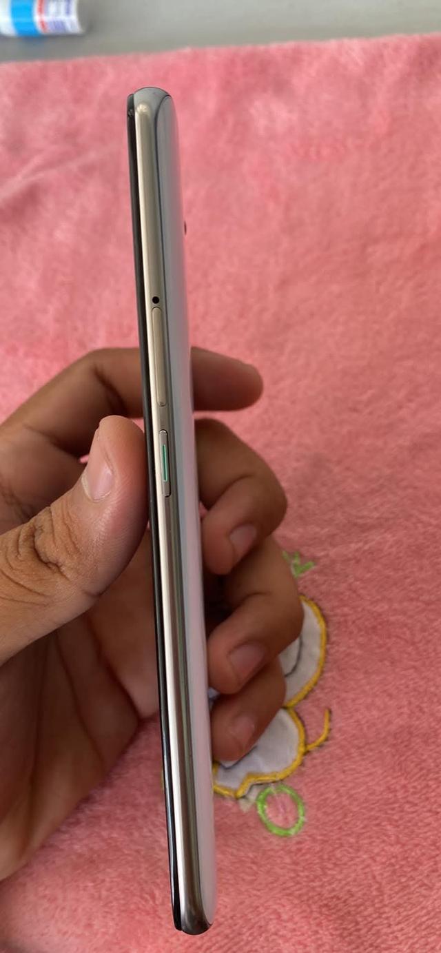 Oppo Reno 2 สีขาว 2