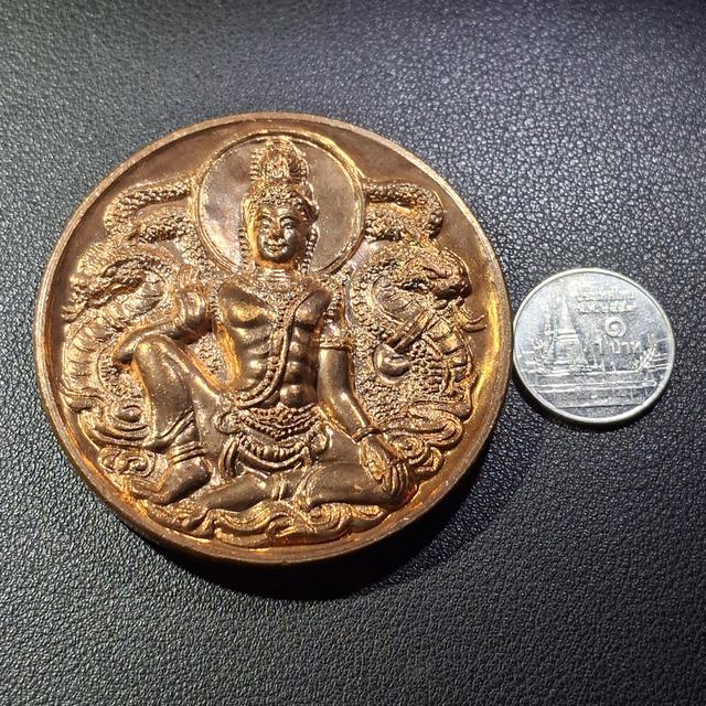 จตุคามรามเทพ รุ่น โคตรเศรษฐีมีกำไร สมทบทุนสร้างอุโบสถ วัดกาญจนาราม มหาพิธีพุทธา-เทวาภิเษก ณ ศาลหลักเมืองนครศรีธรรมราช เหรียญบาตรน้ำมนต์ เนื้อทองแดง รูปย่อยที่ 4