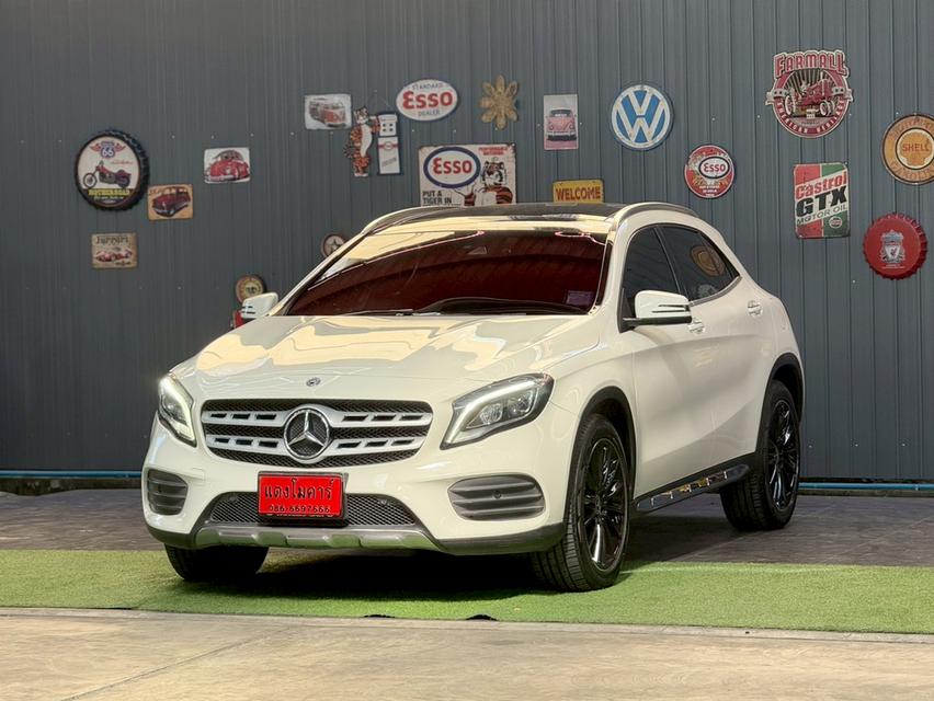 MERCEDES-BENZ GLA250 2.0 AMG Dynamic w156 ปี 2018