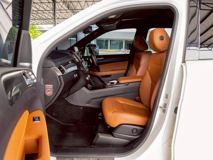 Mercedes-Benz GLS 350D 4MATIC ปี 2016 17
