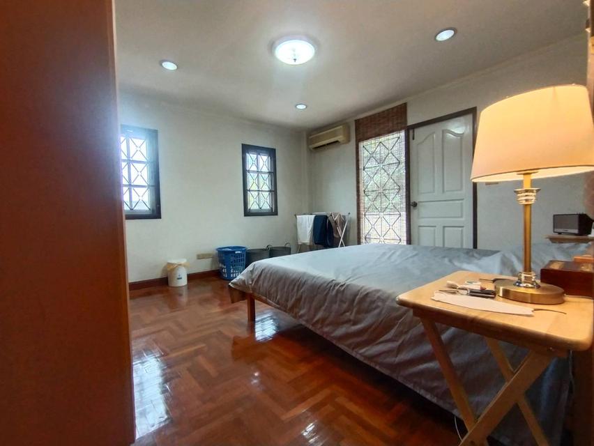 ขายบ้านเดี่ยว 2 ชั้นนอกโครงการ ใจกลาง ถนนเพชรเกษม(ซอยเพชรเกษม 68)บ้านหลังมุมติดถนนซอย ขนาด 214 ตารางวา 16