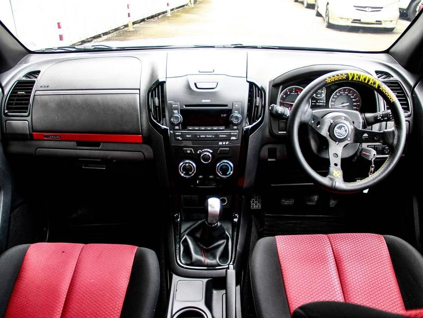 ISUZU DMAX , 1.9 Ddi X-series ปี 2019  โฉม CAB-4 12-19  11