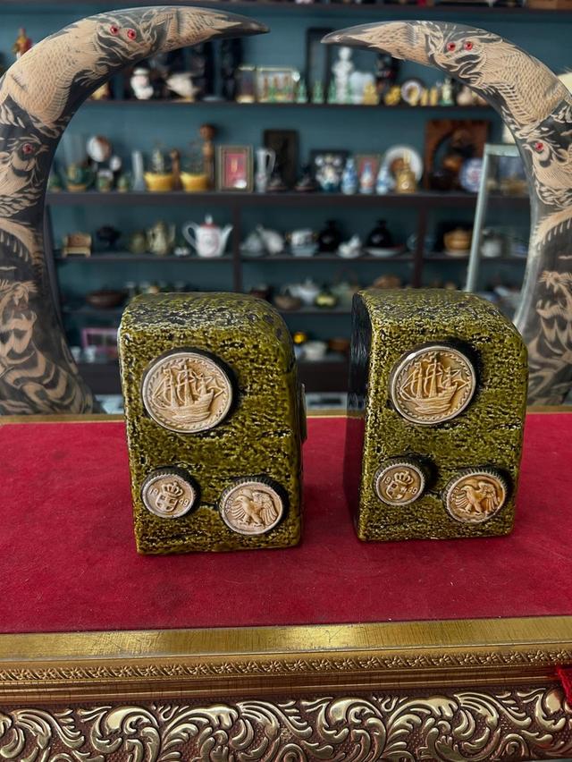 ที่ขั้นหนังสือ สำหรับตั้งตู้หนังสือ เนื้อเซรามิก 3