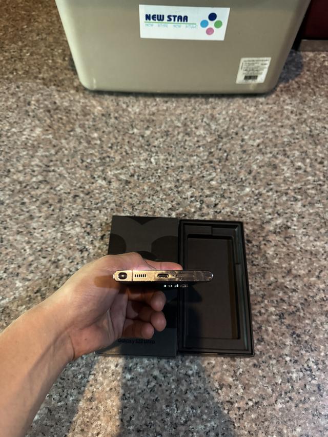 ขายๆๆๆถูกSamsungS22Ultra256กิ๊กRam12มึกล่องอีมี่ตรงสูนTrueสภาพสวยการใช้งานดีเยี่ยมทุกๆฟังชั่นเครื่องรีสโตได้ตลอดไม่มีติดแอคเค้าใดๆคับ ( จอขาวจั๊วไม่มี รูปที่ 4