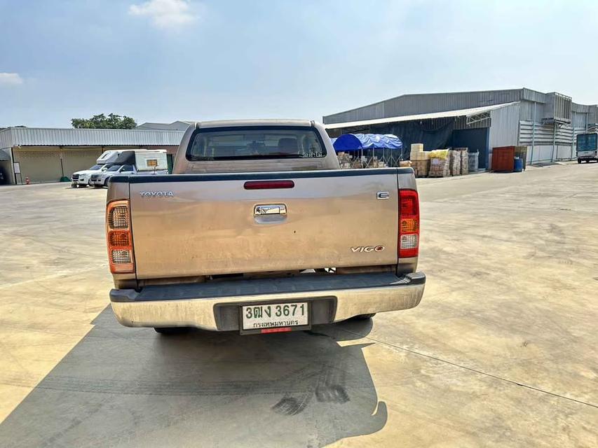 Toyota Hilux Vigo D4D  2.5 ปี2006 4