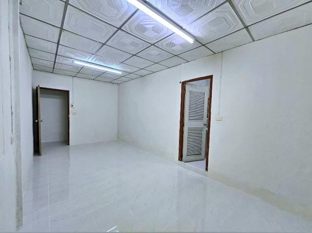 รร.นานาชาติเวลส์ 3.3กม.BTS บางจาก 2.2 กม. ให้เช่าทาวน์เฮ้าส์ 2 ชั้น 20 ตร.วา. 2นอน ตลาดบางจาก 2.2 กม. 5