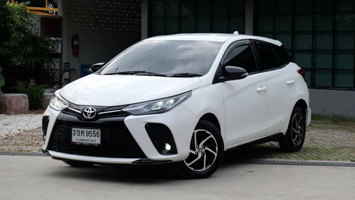 รหัสรถ KN9556 TOYOTA YARIS ECO 1.2 รุ่น SPORT 2022 11