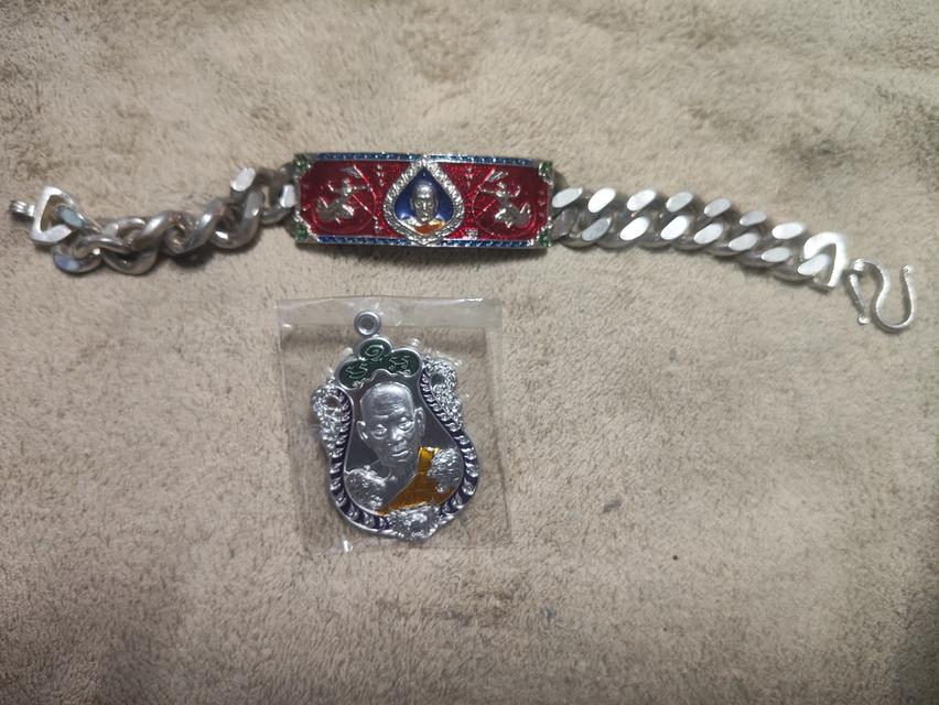 พระเครื่องและเครื่องรางหลวงพ่อพัฒน์วัดก้วยด้วน