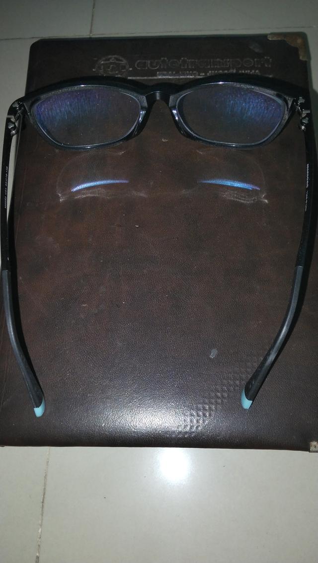 แว่นตามือสองสภาพดีราคาถูก รูปที่ 2