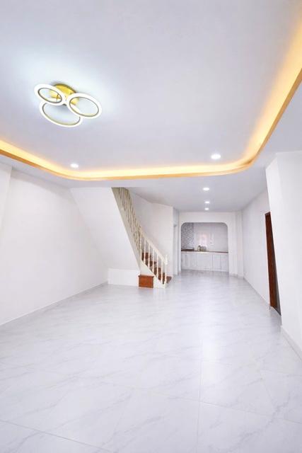 สินแพทย์เสรีรักษ์ 1 กม.ทำเลรามอินทรา115 MRTเศรษฐบุตรบำเพ็ญ 300 ม. ทาวน์เฮาส์ 3นอน 2น้ำ หลังมุม 30ตร.ว. 210ตร.ม. 2-3 คัน 5