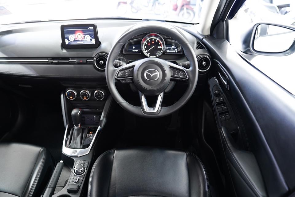 MAZDA 2 1.3 High Plus AT ปี 2019 สีเทา 11