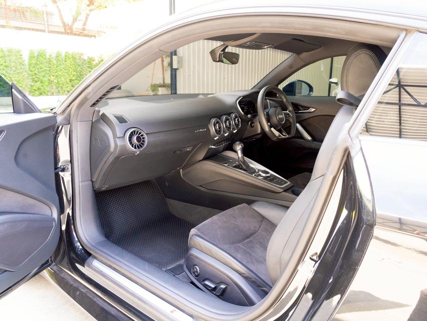 Audi TT Coupe 45TFSI Quattro S line ปี 2018 13