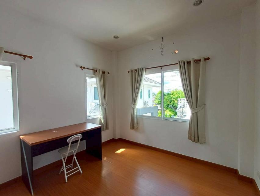 🏡 บ้านเดี่ยวสองชั้นให้เช่า ในโครงการพร้อมระบบรักษาความปลอดภัย ทำเลดี ใกล้ J Space สันทราย รหัสทรัพย์: H00958 2