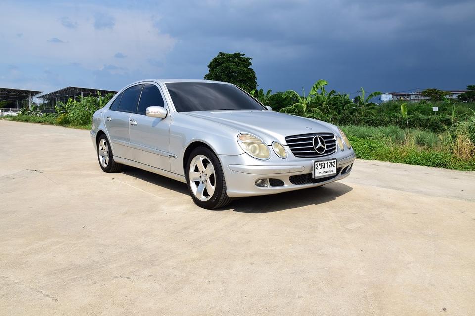 ขายรถสวย BENZ E220 CDi ดีเซล TURBO ปี2005เกียร์ออโต้ แอร์เย้นฉ่ำ เบาะหนังแท้ไฟฟ้า AIRBAGคู่หน้า ภายในสวยกิ๊ฟ เครื่งดีมาก ช่วงล่างแน่นๆ เพียง189000 บาท
