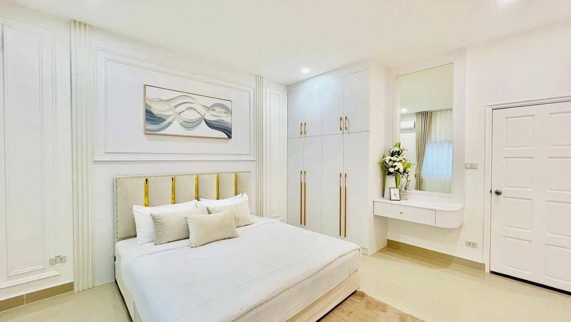 Selling pool villa Rawipron city home 7.9 million  15