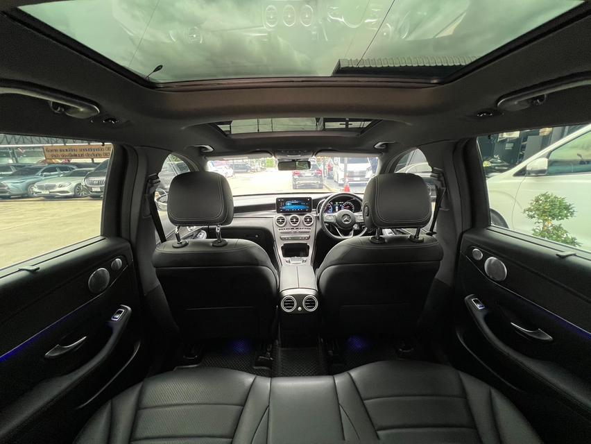 รหัสรถ JRS9032 BENZ GLC 300e AMG มือเดียวป้ายแดง ปี 20 9