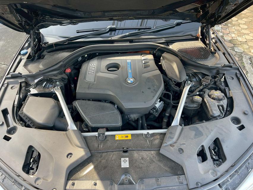 รหัสรถ KPV5632 2019 BMW 530e M-Sport 18