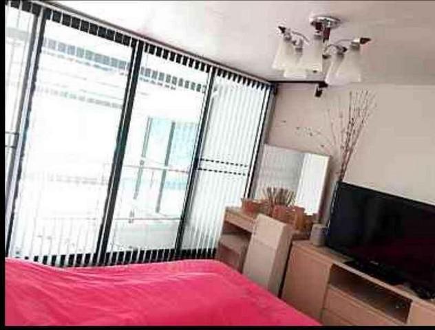 ให้เช่าบ้านเดี่ยว 2 ชั้น 57 ตร.ว. ย่านลาดพร้าว เลียบด่วน ใกล้ MRT ลาดพร้าว 83 4