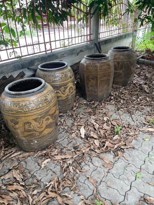 รับซื้อโอ่งเก่า 3