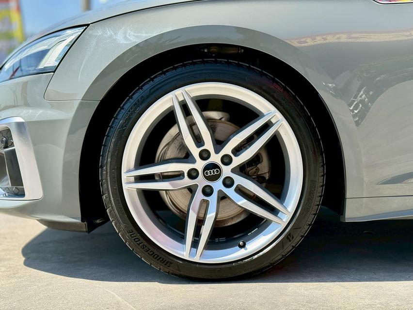 Audi A5 2.0Coupe 40Tfsi s line ปี22 19