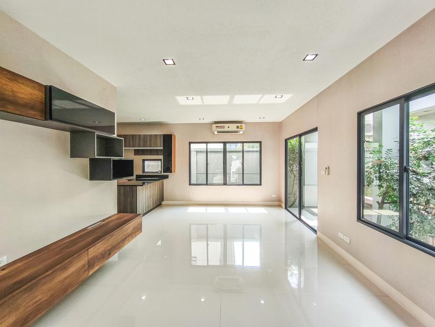 ขาย บ้านเดี่ยว 2 ชั้น หมู่บ้าน สราญสิริ ติวานนท์-แจ้งวัฒนะ1 บ้านสวย พร้อมเข้าอยู่  8