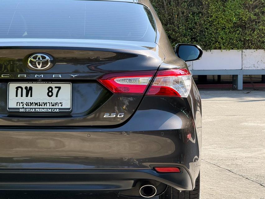 2021 TOYOTA CAMRY 2.5G รถมือเดียวออกป้ายแดง รถวิ่งน้อย รถเข้าศูนย์ตามระยะ รถไม่เคยมีอุบัติเหตุครับ 8