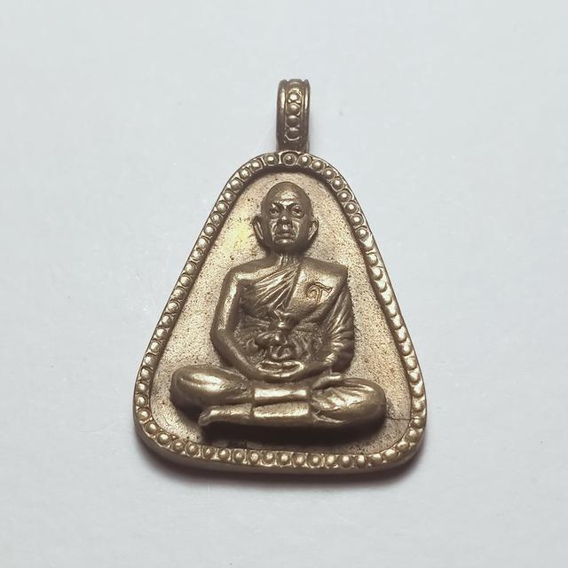 008 หลวงพ่อเมตตา วัดกุฏีทอง