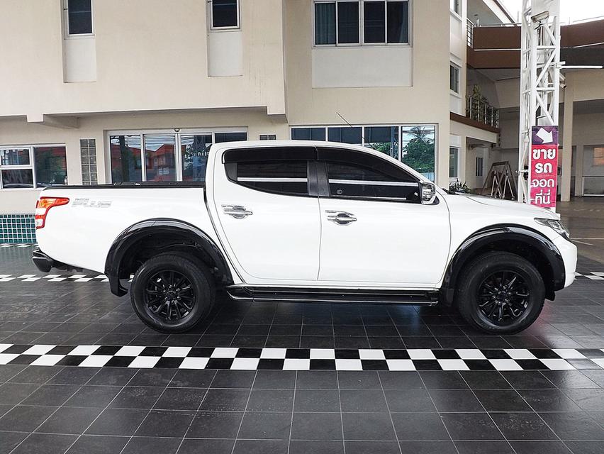รหัสรถ KCY322 MITSUBISHI TRITON DOUBLE CAB 2.4GLS LTD PLUS AUTO ปี 2017 รูปย่อยที่ 4