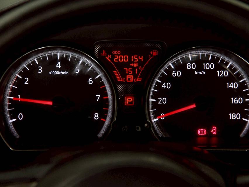 NISSAN ALMERA, 1.2 V  ปี 2012  โฉม ปี11-20  16