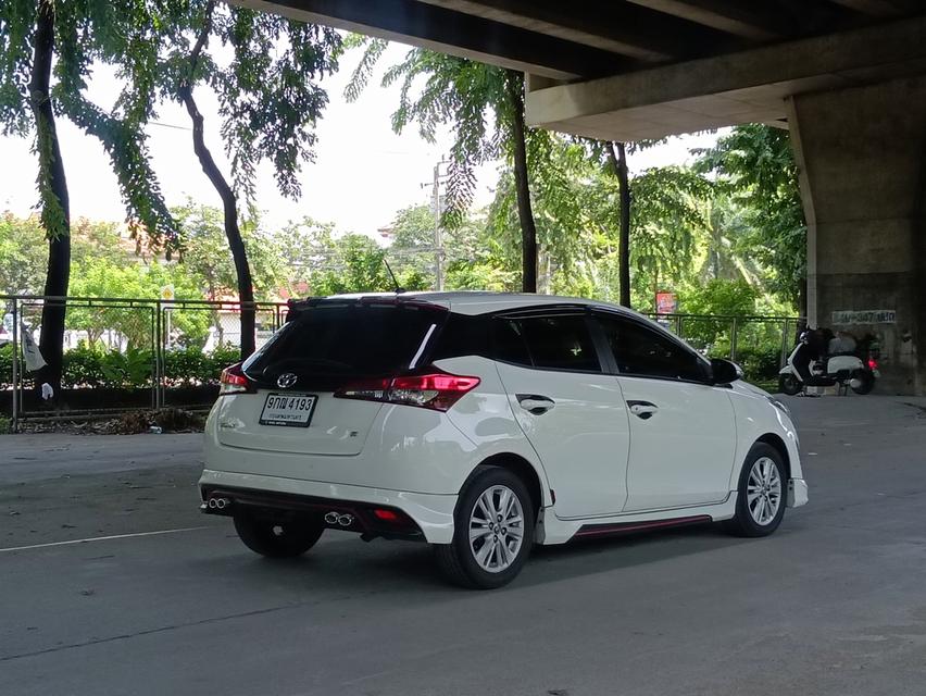 Toyota yaris 1.2entry cvt 2019 ราคา 329,000 7