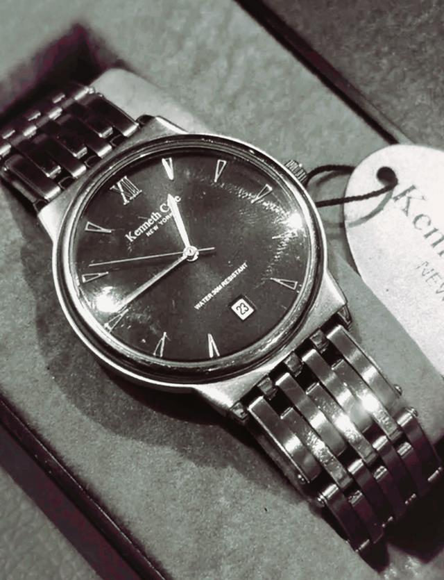 Kenneth Cole men watch รูปที่ 3