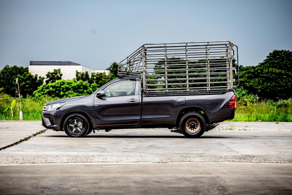 TOYOTA HILUX REVO 2.8 J PLUS STANDARD CAB สีเทา  ปี 2018  9