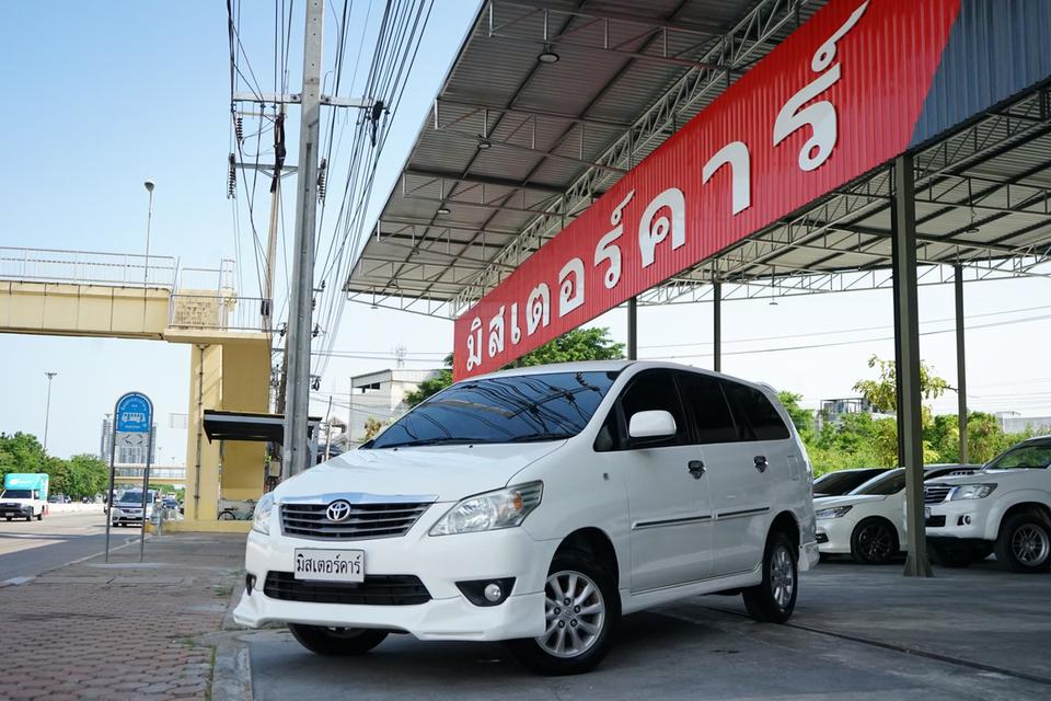 2013 TOYOTA INNOVA 2.0 V